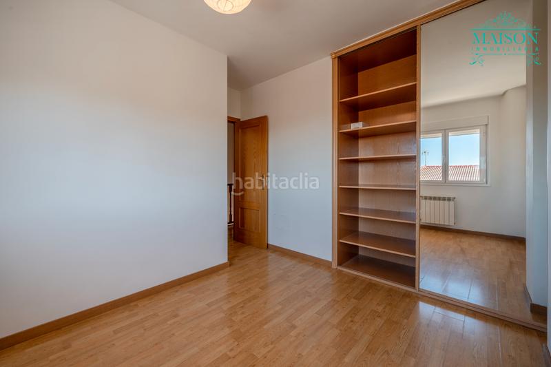 Foto 82407de5-8069-4fba-a1c3-41a309ceaa1a. Chalet avec chauffage parking dans Galápagos