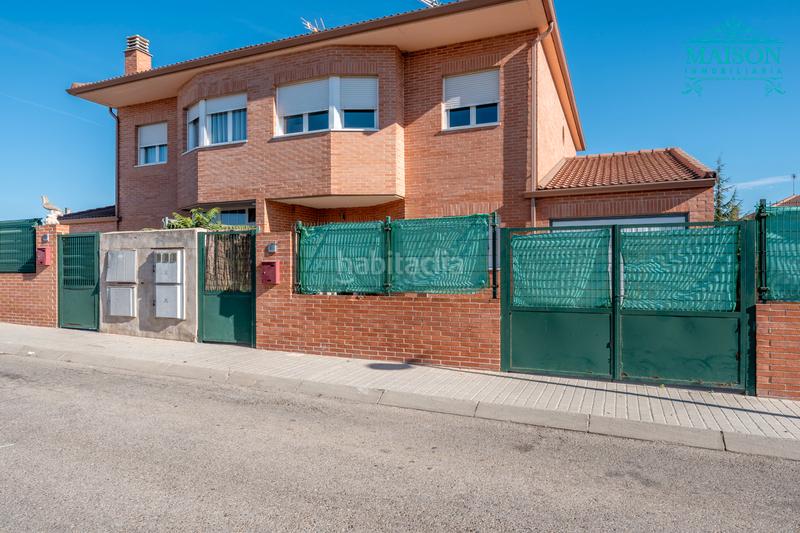 Foto 8e4d2a2b-156b-405c-9485-2deeffe0b062. Chalet avec chauffage parking dans Galápagos