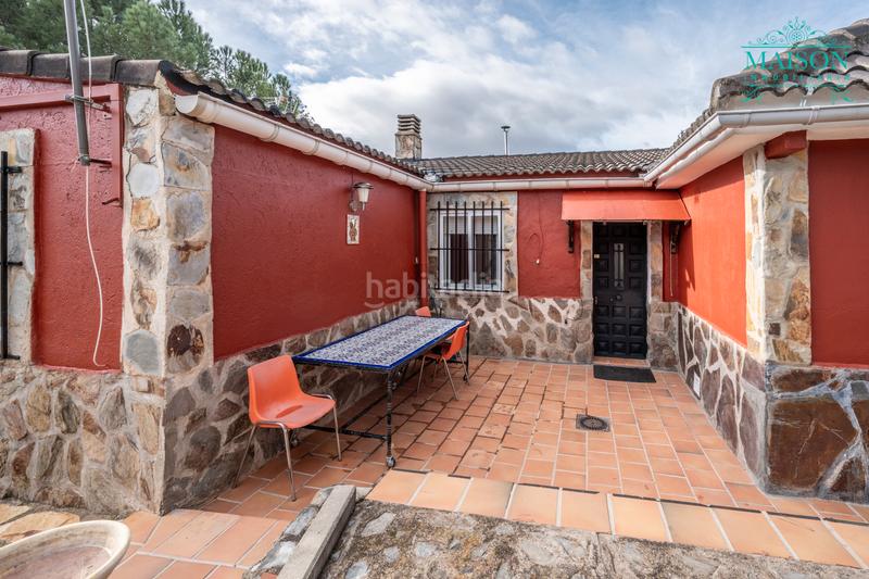 Foto 56a3a153-7c4a-4f93-91fd-b93f250d757a. Chalet avec cheminée chauffage piscine dans Uceda