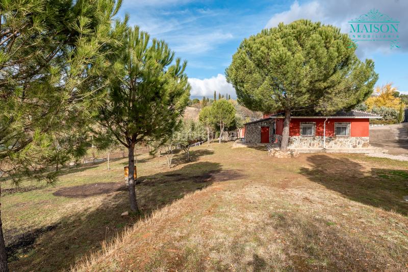 Foto b66cbf9f-7b4f-4748-803c-9a35ece75a2c. Chalet avec cheminée chauffage piscine dans Uceda