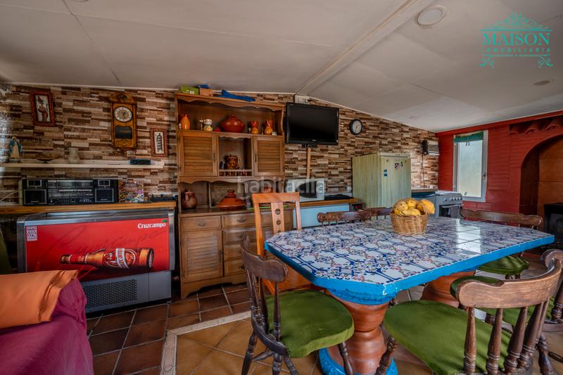 Foto d81aa7f6-7721-45b1-9c2f-bf9a16631093. Chalet avec cheminée chauffage piscine dans Uceda