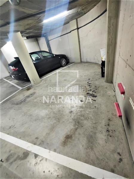 Foto d2347d37-98aa-4261-891d-1510ce1f57ab. Car parking in Singuerlín Santa Coloma de Gramenet