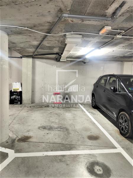 Foto d59f7891-ff43-4158-b8cd-13b86e2b81a2. Car parking in Singuerlín Santa Coloma de Gramenet