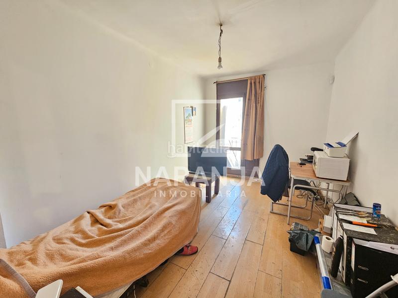 Foto f30c8c3b-fe54-4db9-a59f-725d27aad08a. Etagenwohnung in Trinitat Vella Barcelona