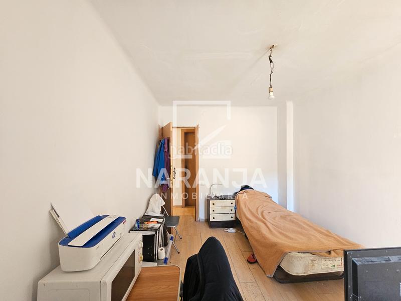 Foto f7735d46-2fa4-4cc4-8d02-46a875f05dc0. Etagenwohnung in Trinitat Vella Barcelona