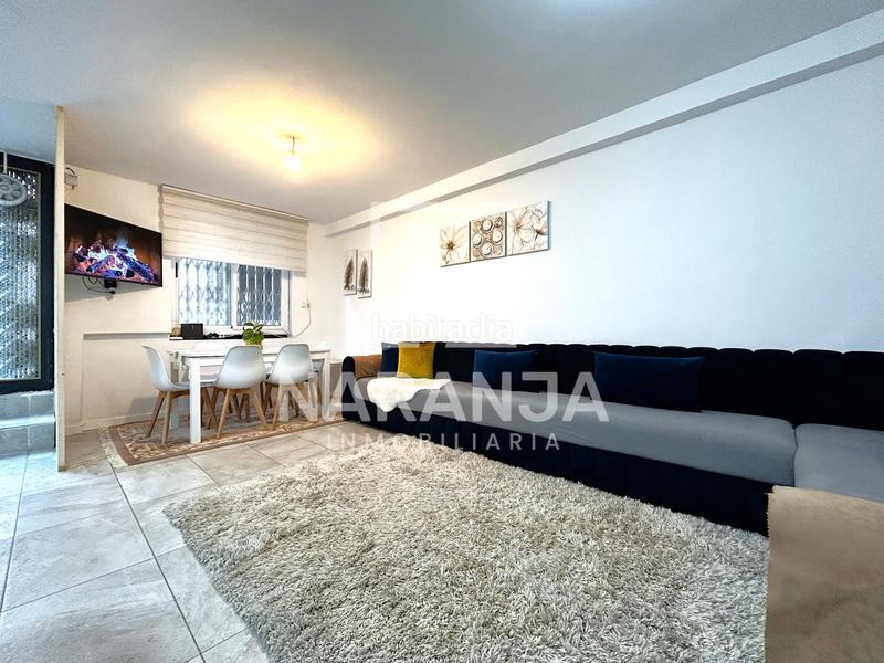 Foto 75f4c001-9444-489e-8259-ec4594e11a71. Piso local vivienda con patio en Singuerlín, en Singuerlín Santa Coloma de Gramenet