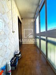 Appartement dans Les Oliveres. Piso con balcn en les oliveres, santa coloma de gramenet