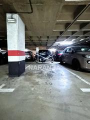 Posto auto in Riu Nord. Plaza de parking para coche y moto en av/pallaresa, santa coloma