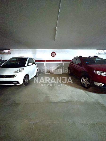 Foto 9c38393e-5f8d-4cb9-b12a-d35ae1ec55e3. Car parking in Singuerlín Santa Coloma de Gramenet