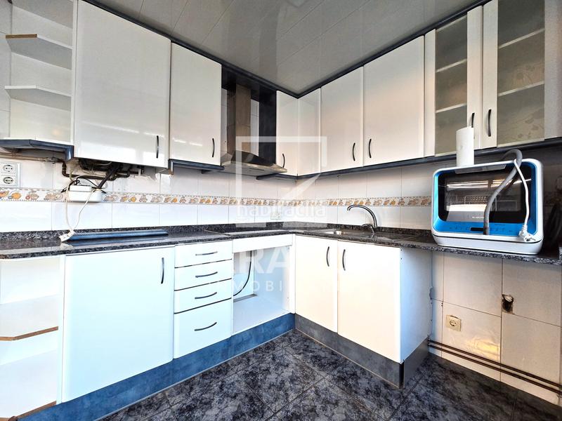 Foto a2b655df-30b1-4fef-8313-f065136c9670. Appartement dans Riu Sud Santa Coloma de Gramenet