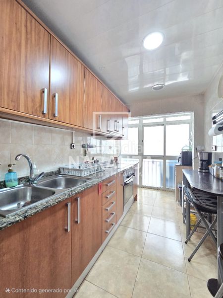 Foto 378a7d7d-b4f8-481a-bc14-f376cfc87b9d. Appartement dans Singuerlín Santa Coloma de Gramenet