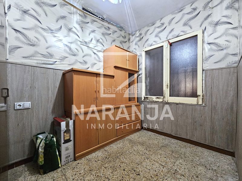 Foto 0d1a3830-8faa-4124-b454-491cd4449ae4. Piso en Trinitat Vella Barcelona