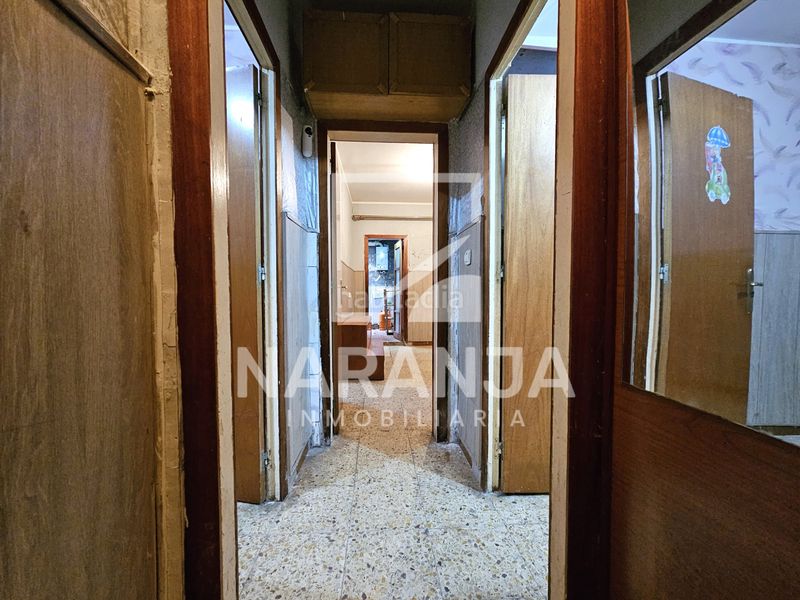 Foto e6967214-a67a-4840-8986-01f13351f835. Piso en Trinitat Vella Barcelona