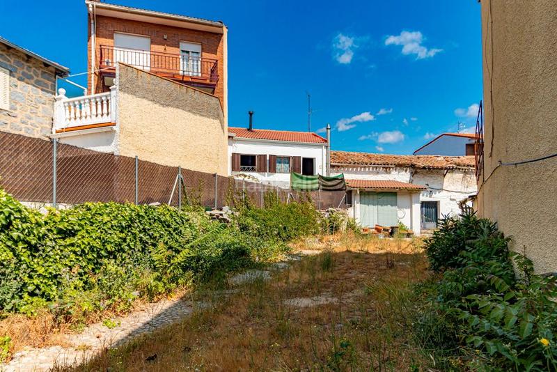 Foto 7f0328ab-aacc-4e4f-b1c8-14f90492a650. Terreno residencial magnifica casa-solar en venta en el centro ideal para construir promotoras y constructores en Cerceda