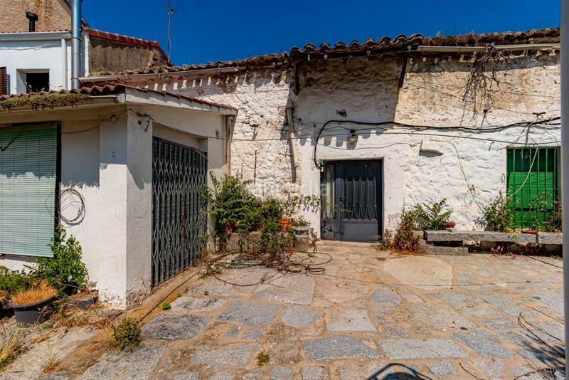 Foto ad2769f7-d9c1-4cdc-ba28-a1e291c96432. Terreno residencial magnifica casa-solar en venta en el centro ideal para construir promotoras y constructores en Cerceda