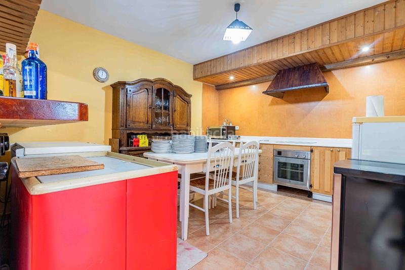 Foto 06c81916-c0ec-4a4d-a6af-ddcf1bf6bfb1. Chalet la vivienda que estás buscando para tu familia! espectacular chalet independiente de 400 m2 con piscina sobre parcela de 1.000 m2 en Guadarrama