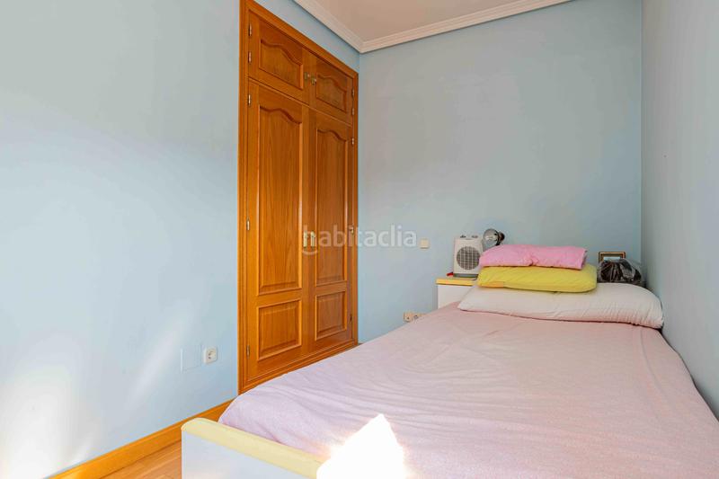 Foto 59ea0f8a-7e86-443d-8ebf-d62a137b3c8c. Chalet la vivienda que estás buscando para tu familia! espectacular chalet independiente de 400 m2 con piscina sobre parcela de 1.000 m2 en Guadarrama