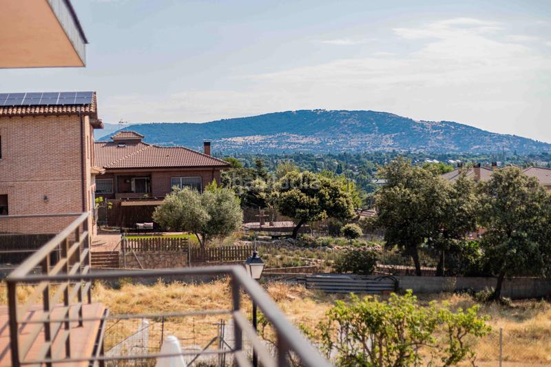 Foto 81b2f9cd-1244-44c5-a256-8bf9730ca61e. Chalet la vivienda que estás buscando para tu familia! espectacular chalet independiente de 400 m2 con piscina sobre parcela de 1.000 m2 en Guadarrama