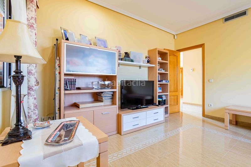 Foto a25d0b1b-32cd-409b-8ddd-9067f155fc05. Chalet la vivienda que estás buscando para tu familia! espectacular chalet independiente de 400 m2 con piscina sobre parcela de 1.000 m2 en Guadarrama