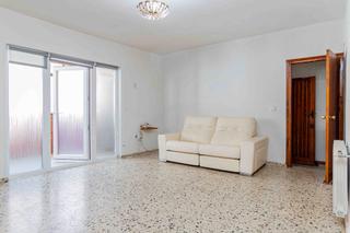 Pis  Travesa antn. Magnifico piso de 110m, tres habitaciones y amplia terraza en z