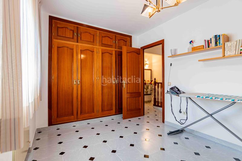Foto 244ecc12-7f26-41e7-9fab-e30392b7e7db. Chalet mpresionante y acogedor chalet , con espectaculares vistas. amplia vivienda de 270m2 construidos en parcela de 450m en Moralzarzal