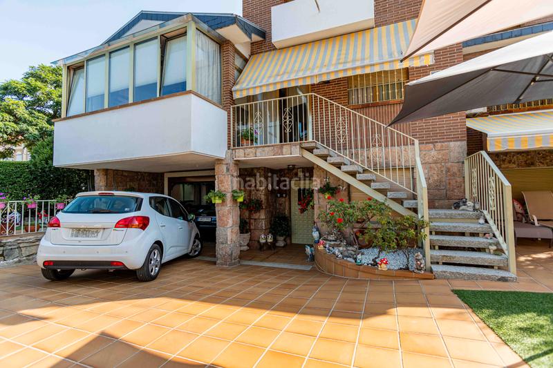 Foto 2a8afbc5-5d87-463f-8c7a-718dd6d13366. Chalet mpresionante y acogedor chalet , con espectaculares vistas. amplia vivienda de 270m2 construidos en parcela de 450m en Moralzarzal