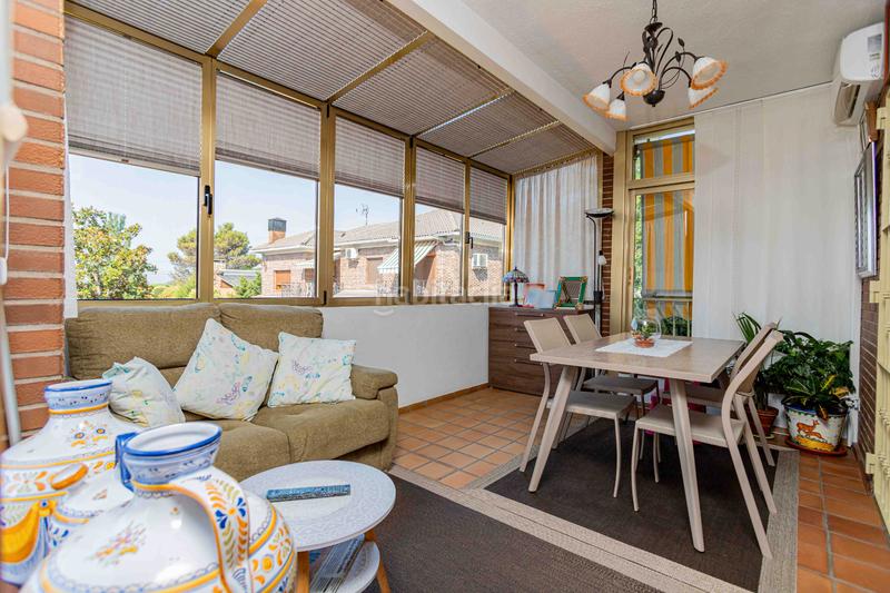 Foto 92aba7f8-67db-4ae8-8ccb-329a2c5e38e7. Chalet mpresionante y acogedor chalet , con espectaculares vistas. amplia vivienda de 270m2 construidos en parcela de 450m en Moralzarzal
