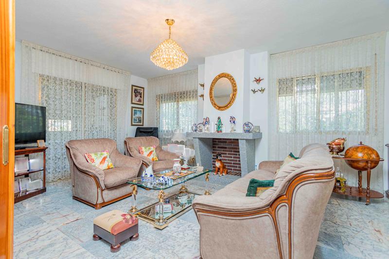 Foto 96a975e3-1e22-4f79-926f-e1d96ec51d1f. Chalet mpresionante y acogedor chalet , con espectaculares vistas. amplia vivienda de 270m2 construidos en parcela de 450m en Moralzarzal