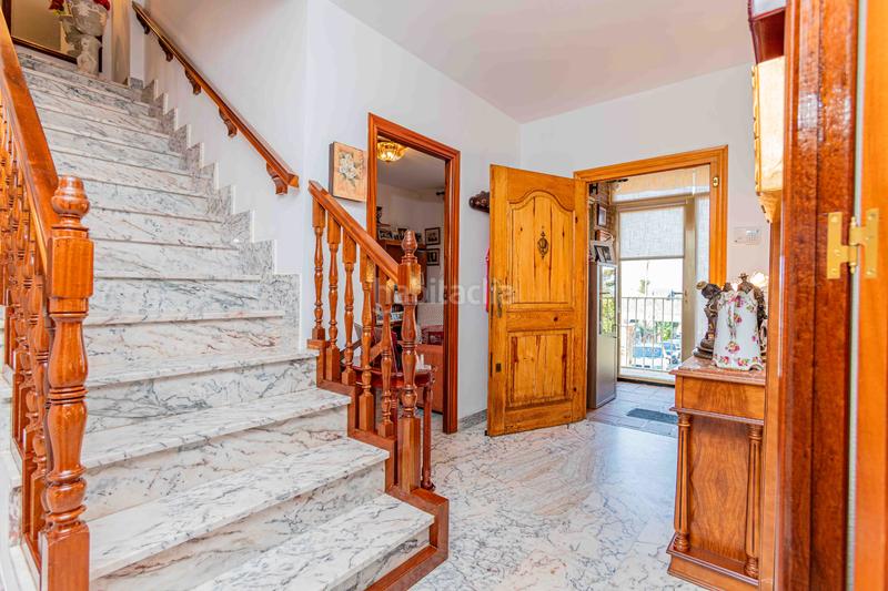 Foto c095c894-cf61-49bd-8c09-73518e6be1e9. Chalet mpresionante y acogedor chalet , con espectaculares vistas. amplia vivienda de 270m2 construidos en parcela de 450m en Moralzarzal