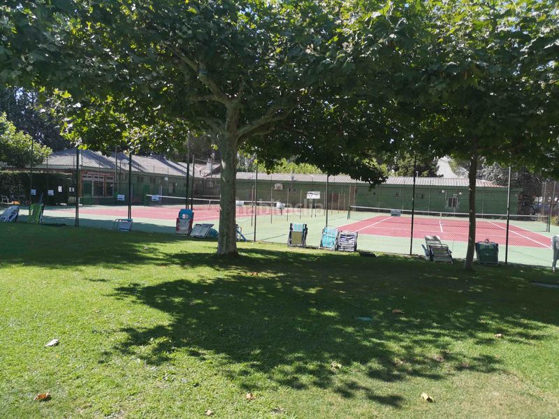 Foto 0fd3d0dd-b73c-48a8-81a6-12c4e89da1a9. Pis amb xemeneia calefacció piscina a Parque de la Coruña-Las Suertes Collado Villalba