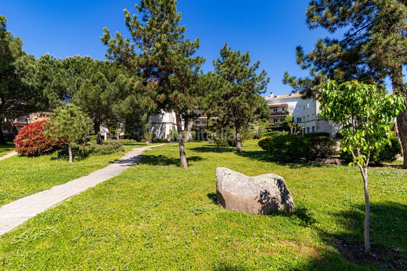 Foto 4bf9ce5d-0eb5-43c7-b5e2-300e9eef24a8. Pis amb xemeneia calefacció piscina a Parque de la Coruña-Las Suertes Collado Villalba