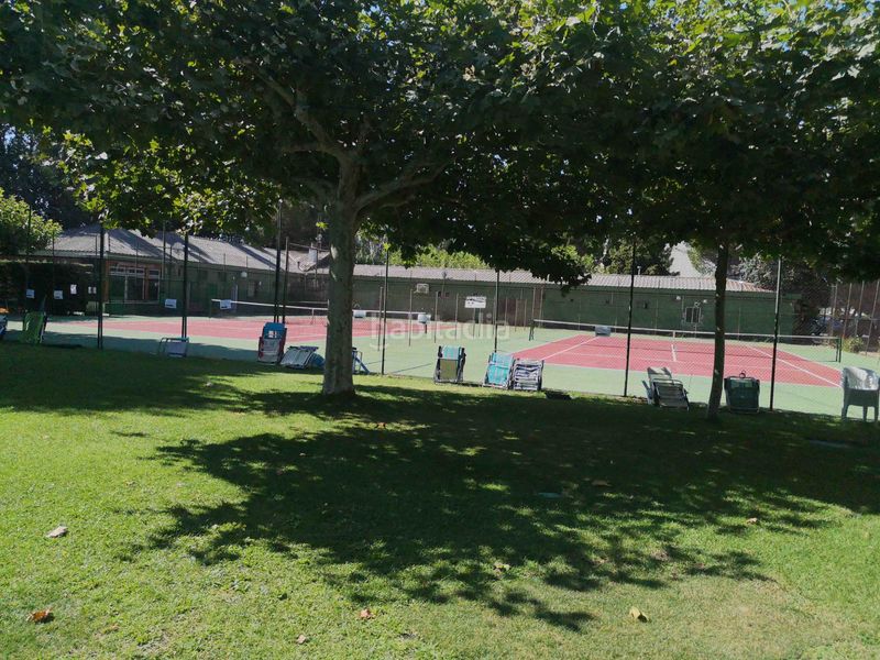 Foto efa0a673-6370-4ff3-8ad6-722978bb7b7a. Pis amb xemeneia calefacció piscina a Parque de la Coruña-Las Suertes Collado Villalba