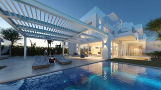 Chalet en Calle calle lirio. Villas de lujo
