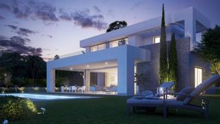 Chalet in Riviera del Sol. Villas de estilo minimalista de alta calidadbuen precio