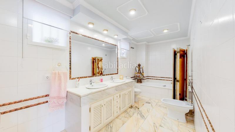 Foto 723b11c1-c3db-483c-b5cf-ad4d3e8fc1b2. Ático se vende ático dúplex en Castillo Sohail - Myramar Fuengirola