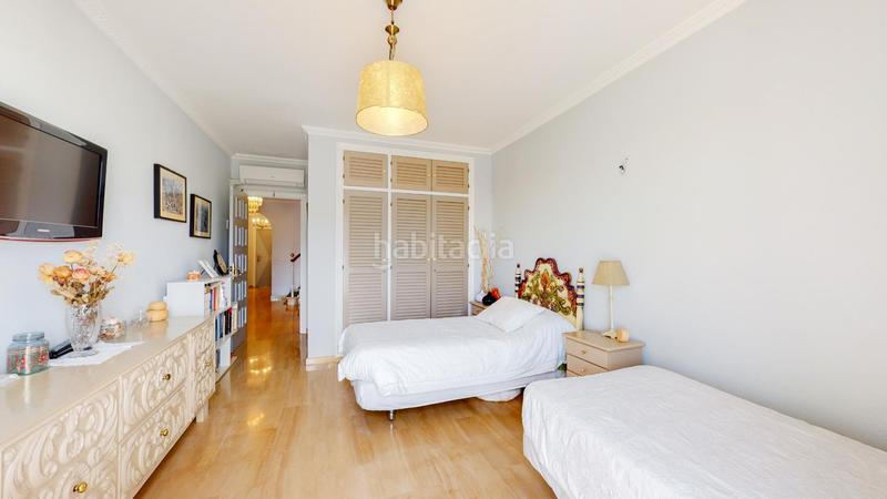 Foto 9b624c4e-38e4-45d4-ad29-f7f0c2467b4e. Ático se vende ático dúplex en Castillo Sohail - Myramar Fuengirola