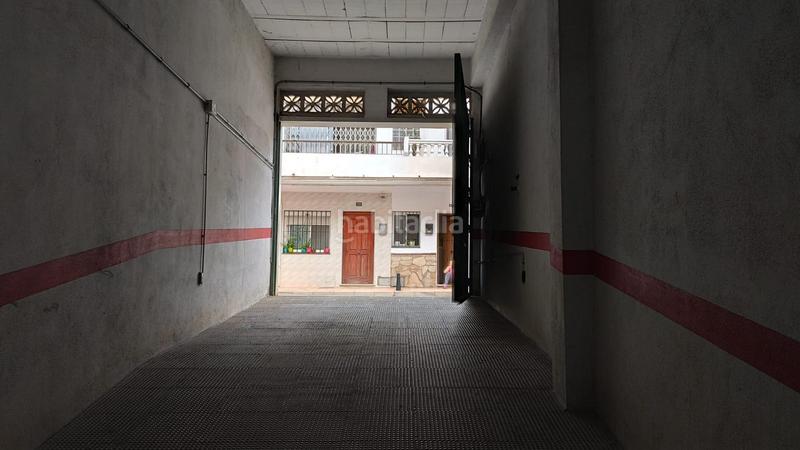 Foto dcd6a411-6f16-4019-bfaa-2b2e77102e8a. Aparcament cotxe a Puerto Deportivo Fuengirola