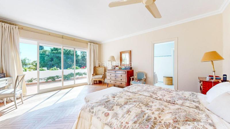 Foto e53f64ef-2a63-47c4-9d5b-4ce64fc5344d. Chalet villa de lujo en la urbanización sitio de Calahonda en Mijas