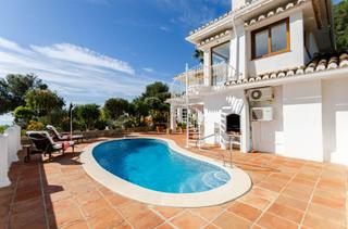 Xalet a Mijas pueblo. Villa o chalet independiente con parcela edificable independient