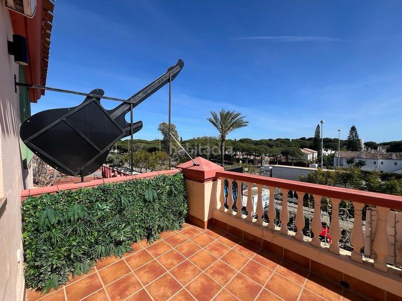Foto f8ef5269-79d5-443e-957d-0f169e16d5e1. Local comercial venta local comercial y traspaso negocio de restauración en el paraiso en Estepona