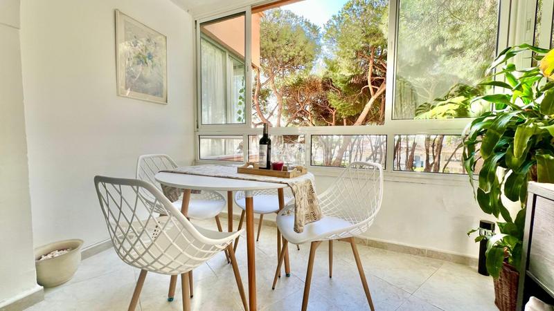 Foto 9ab718b2-7795-480a-81b3-a463185df51c. Apartamento piso segunda línea de playa, con piscina ideal inversores en Mijas