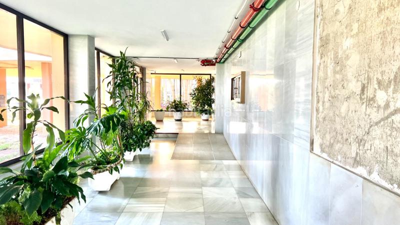 Foto aca8251b-d9aa-47a8-9db4-4c78aa76a687. Apartamento piso segunda línea de playa, con piscina ideal inversores en Mijas