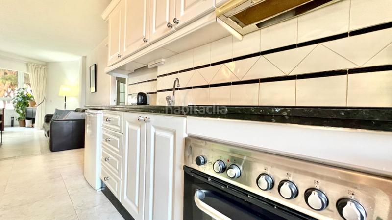 Foto ae7f6c22-8958-46cc-a1b7-11aa3c26158f. Apartamento piso segunda línea de playa, con piscina ideal inversores en Mijas