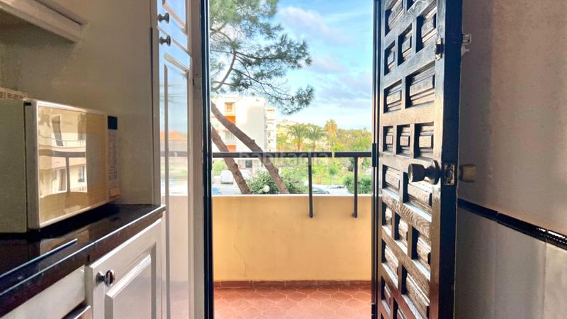 Foto bd8b798e-b45f-425a-8fc7-2982789a048b. Apartamento piso segunda línea de playa, con piscina ideal inversores en Mijas