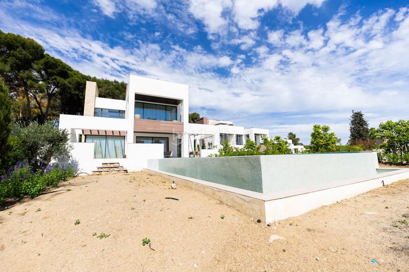 Foto 12d34f9c-b181-49d1-886d-64bc24b6c612. Casa amb aparcament piscina a La Merced Marbella