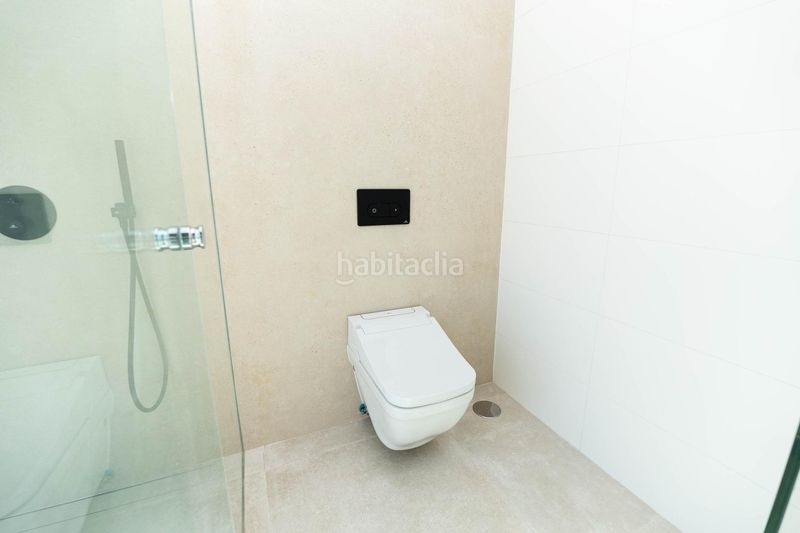 Foto 2f28bc92-3b7b-452b-a3cc-bfd4b54d2652. Casa amb aparcament piscina a La Merced Marbella