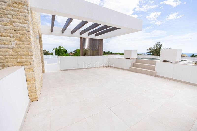 Foto 594b9fe5-e941-49cd-8334-ed23734b6699. Casa amb aparcament piscina a La Merced Marbella