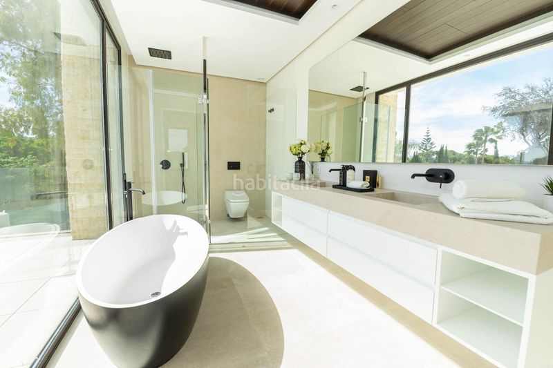 Foto 59f8f270-b41e-484b-b981-40cf5945e53a. Casa amb aparcament piscina a La Merced Marbella