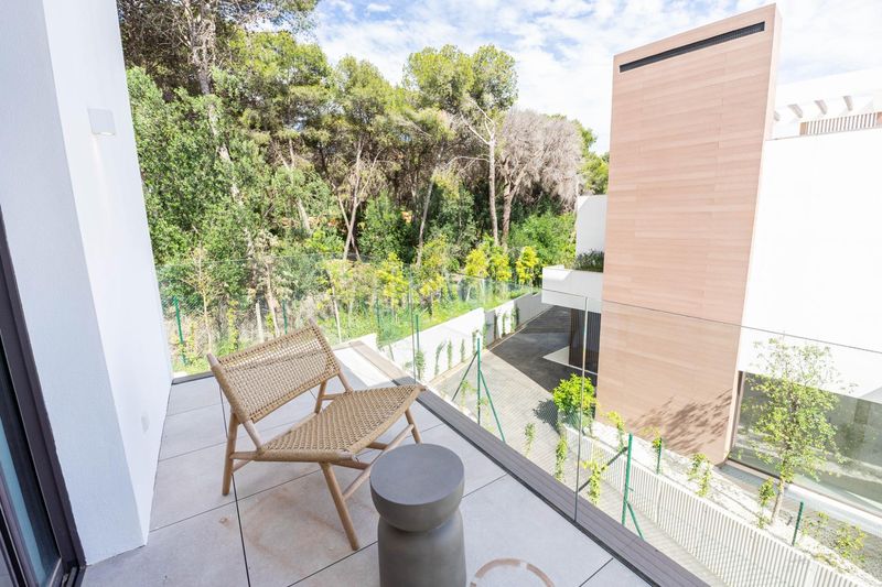 Foto 7a4c38a7-697c-41f0-81b6-932ebeb4692c. Casa amb aparcament piscina a La Merced Marbella