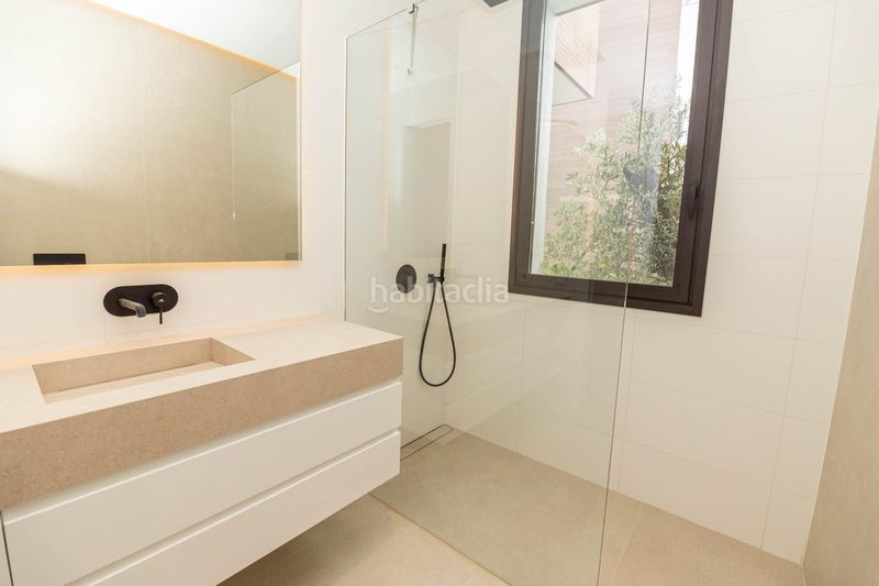 Foto c2a96500-989a-4c25-8d41-1ef79c01ff5c. Casa amb aparcament piscina a La Merced Marbella